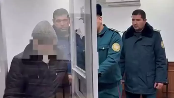 В Андижане мужчина получил 7 суток за оскорбления сотрудников ДПС в Instagram