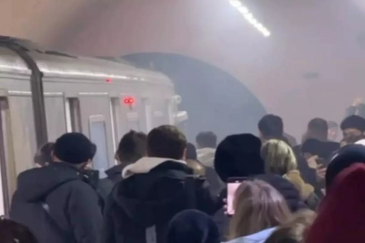 Запах гари в метро Алматы: машинист оперативно остановил поезд и высадил пассажиров