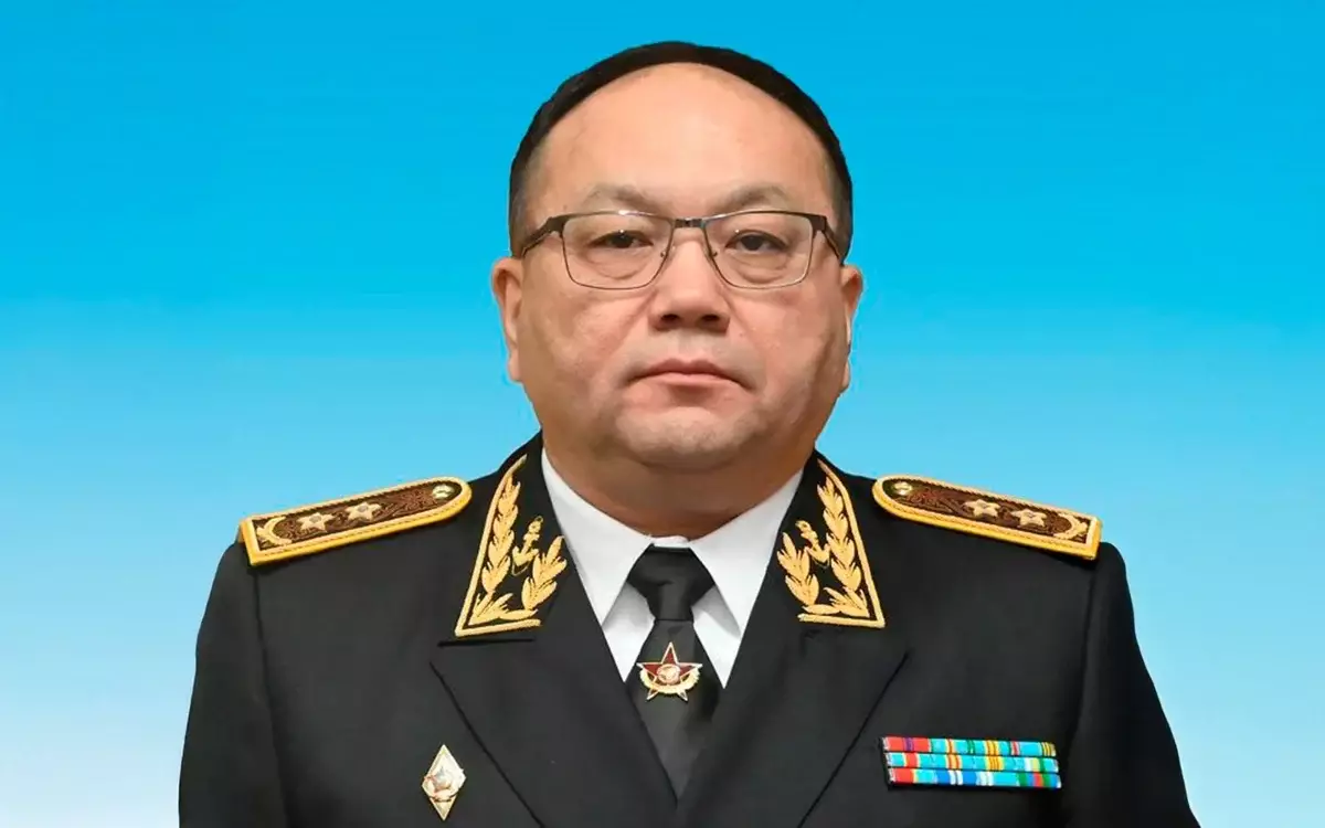 Қорғаныс министрінің орынбасары Серік Борамбаев қызметінен босатылды