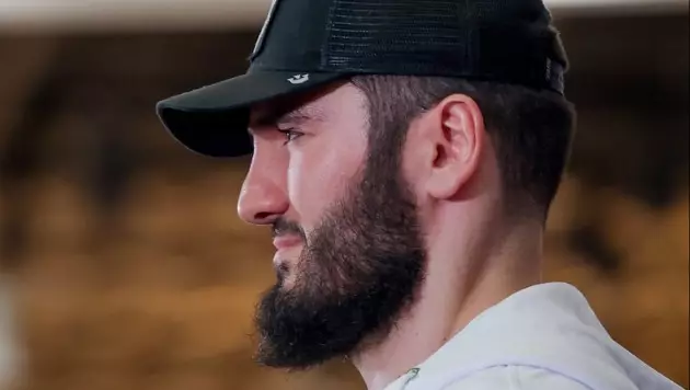 Бетербиев не дождался Бивола и бросил вызов "ученику" Головкина с 31-0