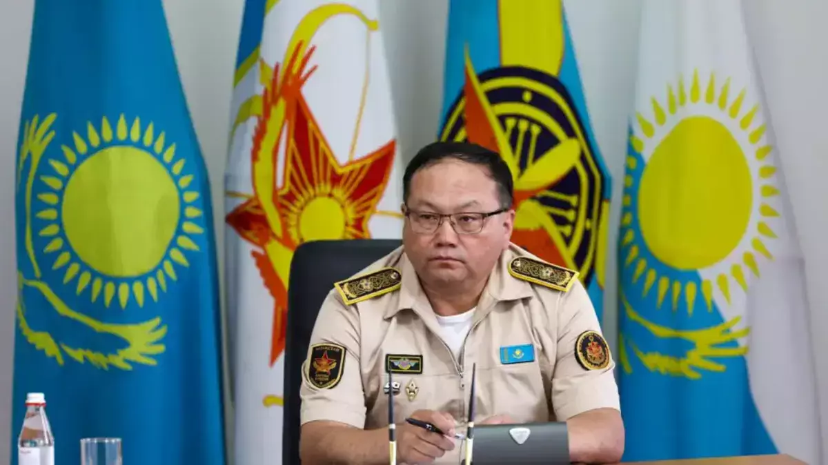 Токаев освободил от должности замминистра обороны Серика Бурамбаева - новости на Lada.kz 24.12.2025