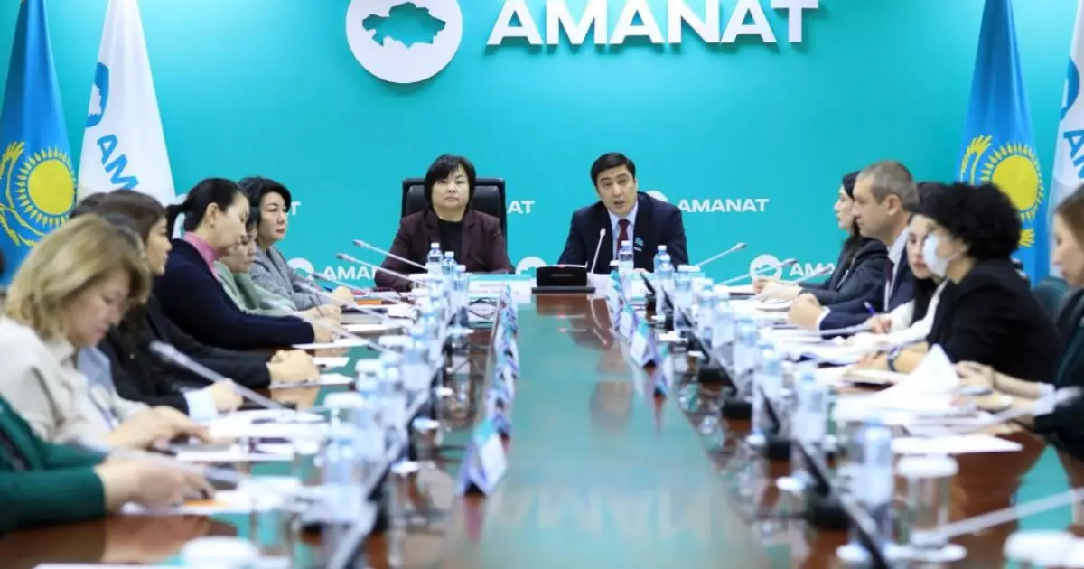   Азаматтардың мәселелері партия назарында   