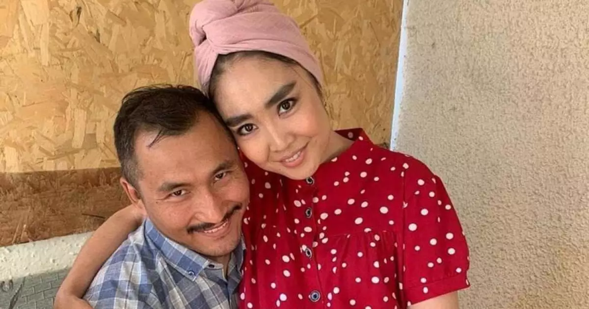  «Не айтып кеттің, Мәдөш?»: Танымал актер әйелімен күнде ажырасқысы келетінін айтып, сырын ақтарды (ВИДЕО) 