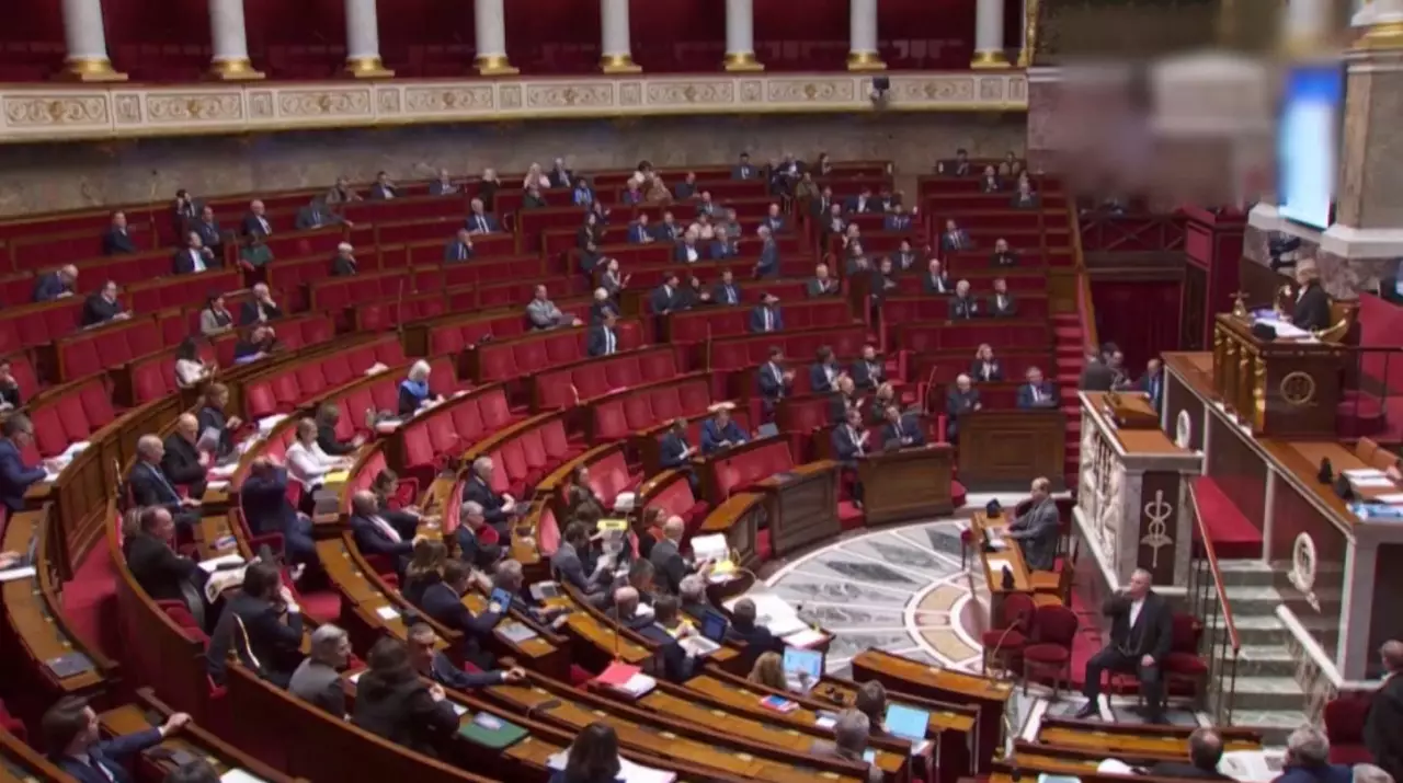 Во Франции не утвердили бюджет на 2026 год