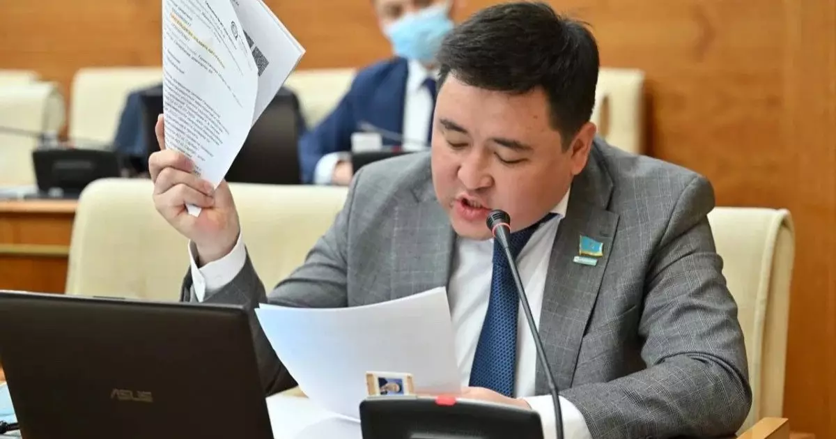  “Мемлекеттен 17 миллиард алып, есеп бермеген”: Нартай Аралбайұлы жаға ұстатарлық жағдайлармен бөлісті 