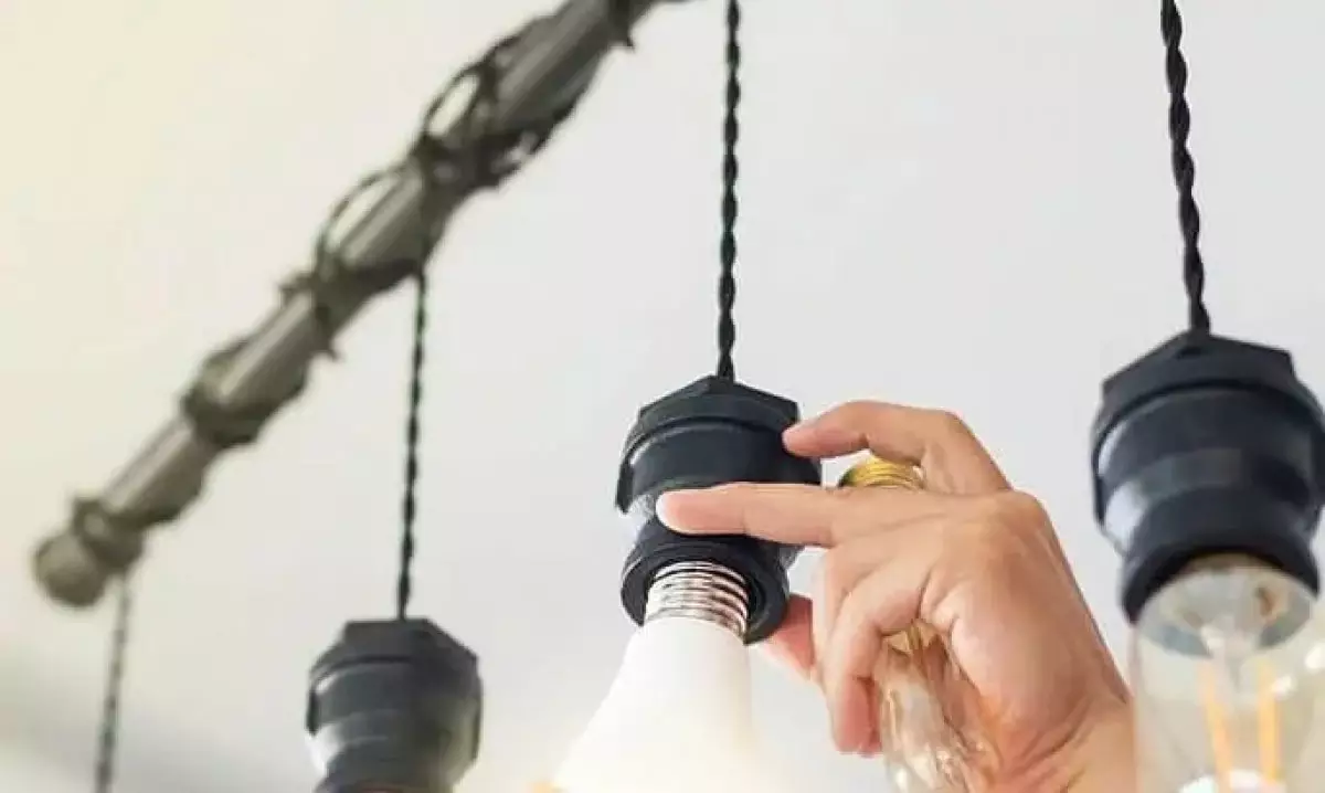 Электричество отключат в нескольких районах Алматы