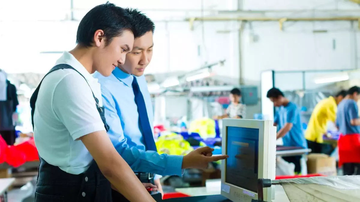 Қазақстанда жұмыс істейтін шетелдіктер арасында қытайлықтар көш бастап тұр