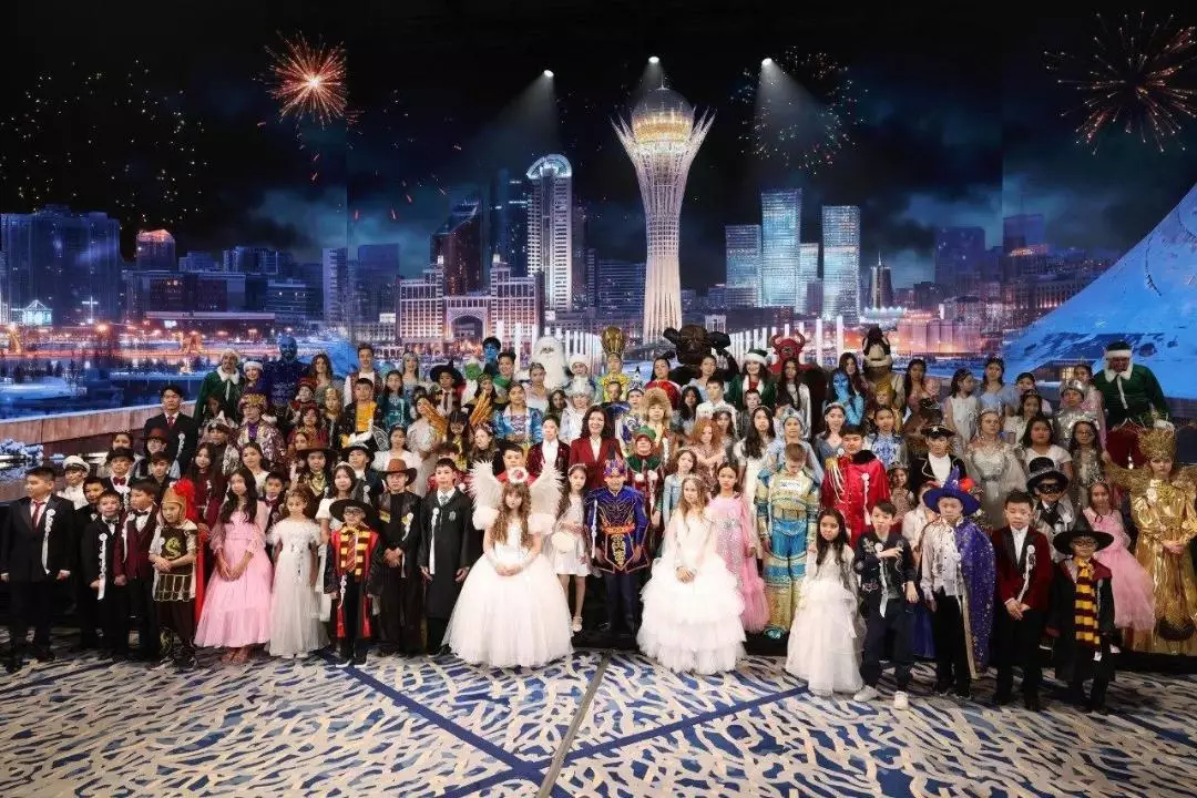 Қазақстанның әр өңірінен жиналған 100 бала Президенттік шыршаға қатысты