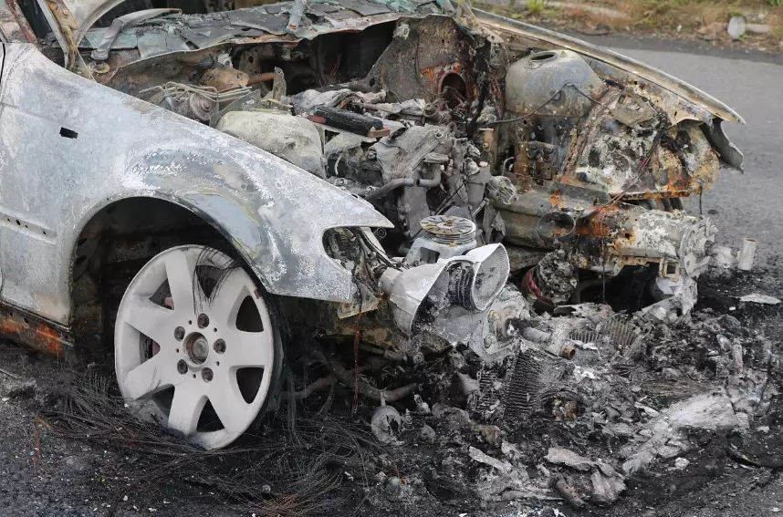 Адам шығыны бар: Атырауда сұмдық жол апаты болды