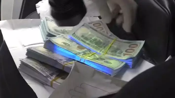 В Намангане замглавы угольного предприятия попался на крупной взятке