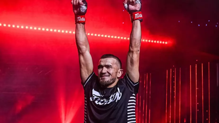 После победы в Brave Кошен Аканов заговорил о поясе Naiza