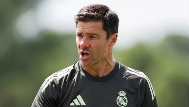 Воспитанник "Барселоны" раскрыл причину проблем Алонсо в "Реале"