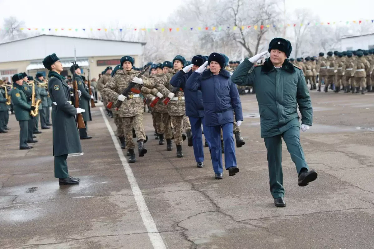В Алматы новобранцы присягнули на верность Родине