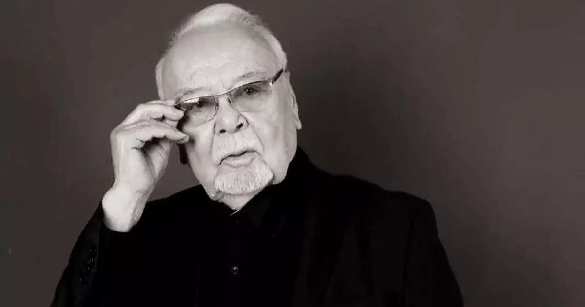  `Мен кеткеннен кейін оқисыздар... сіздерге қалдырдым`: Асанәлі Әшімовтің құпия қолжазбасы (ВИДЕО) 