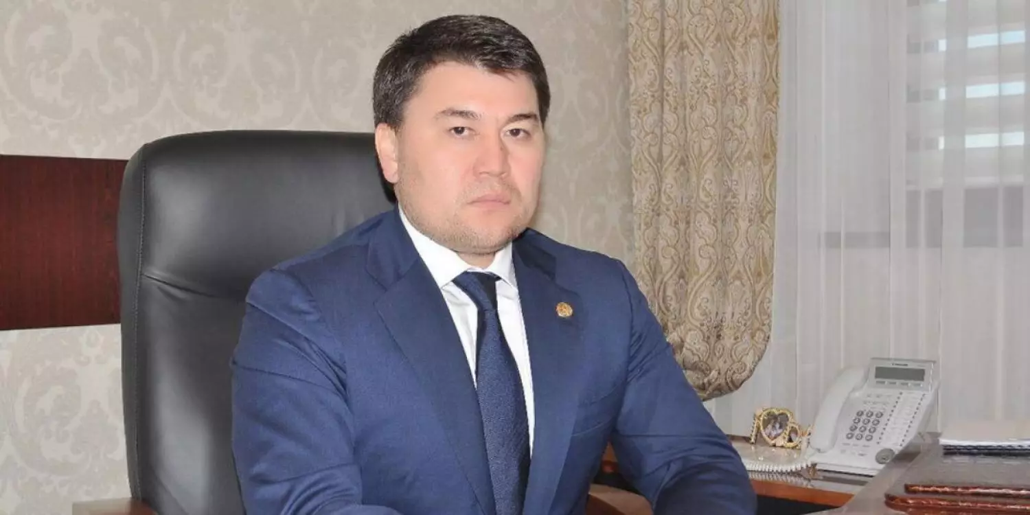 Антикорды басқарған шенеуніктің әйелінен Дубайда қымбат пәтер табылды