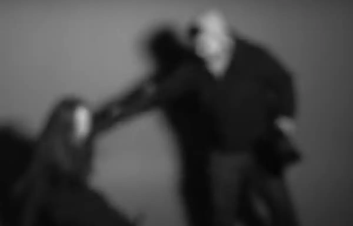 В Алматы мужчину приговорили к пожизненному сроку за убийство матери и ребёнка