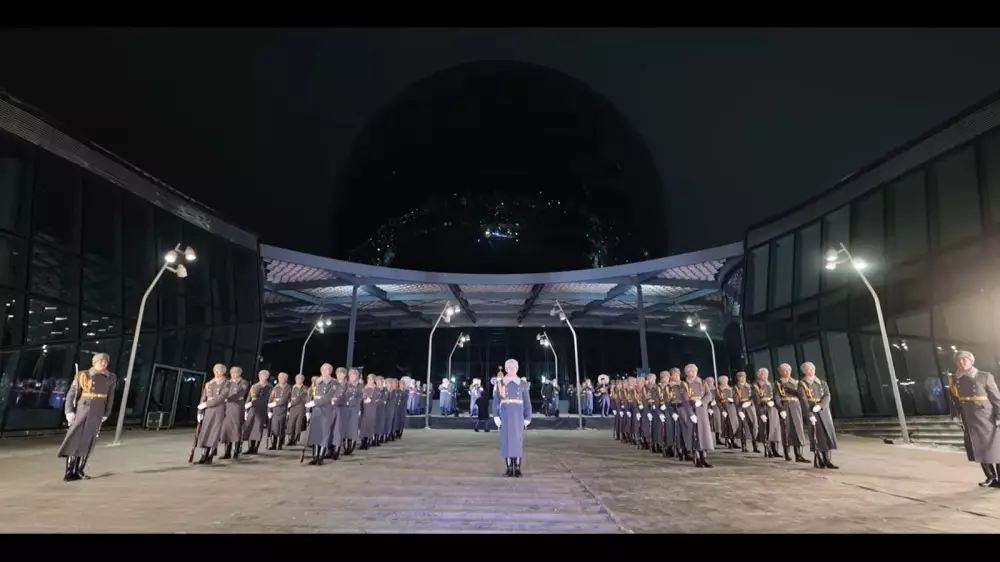 Концерт к 115-летнему юбилею Бауыржана Момышулы прошёл в Астане