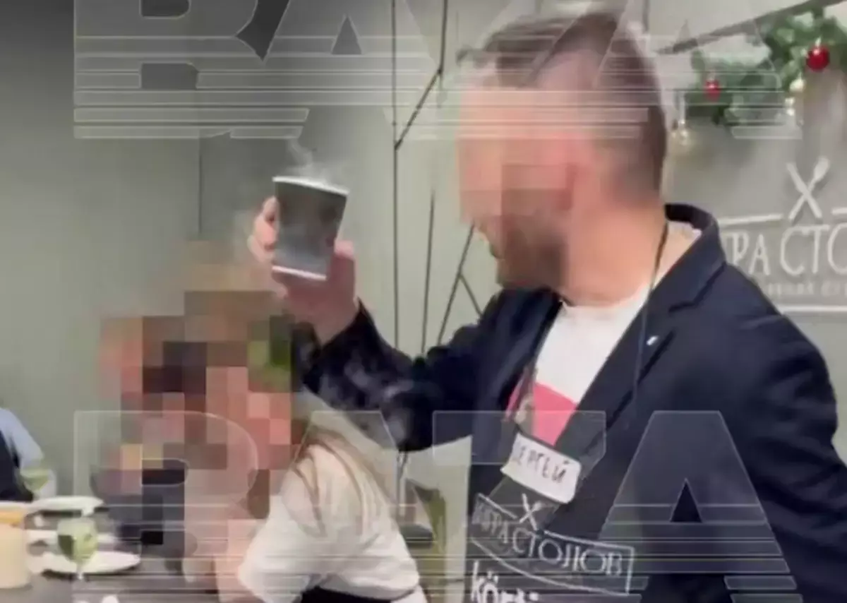 Москвичу разорвало желудок после коктейля с жидким азотом на корпоративе (видео) - новости на Lada.kz 25.12.2025