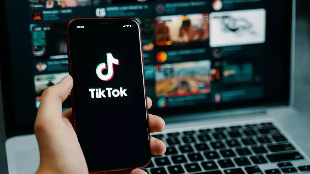 Как казахстанские креаторы строят карьеру в TikTok LIVE
