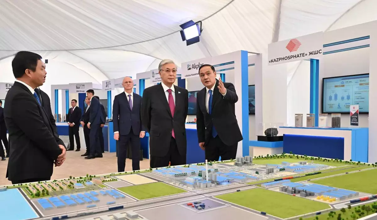 Тоқаев Жамбыл облысында «Тараз» шағын индустриалдық аймағын аралап көрді