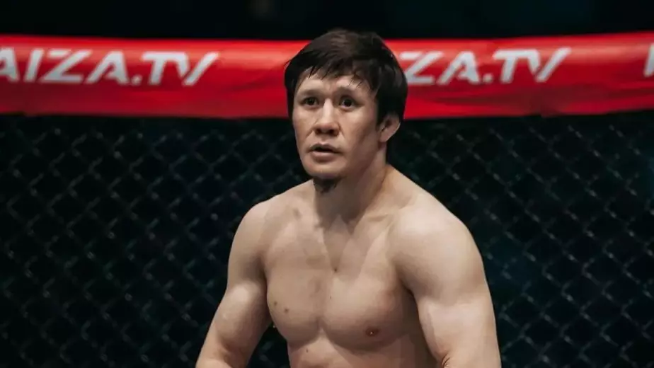 Казахстанская боксерша раскритиковала слова Жумагулова о третьей жене