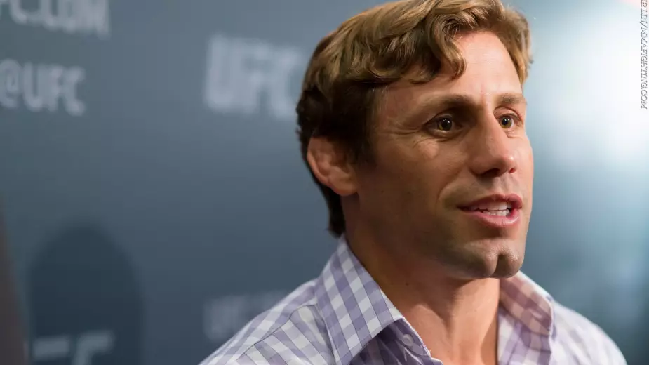 Ветеран UFC назвал возможного тройного чемпиона UFC