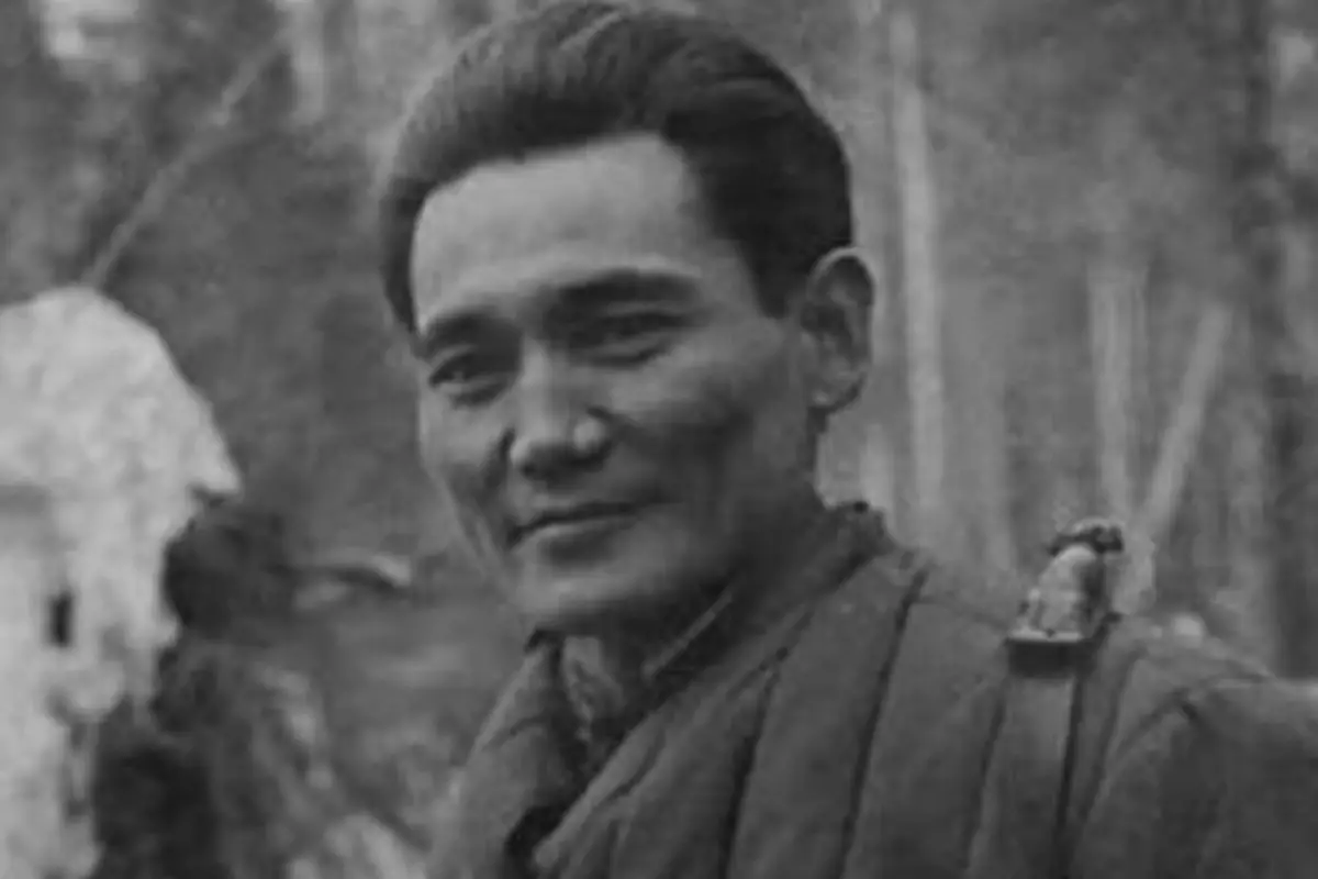 Историческая справедливость восстановлена: Бауыржану Момышулы присвоено звание «Халық қаһарманы»