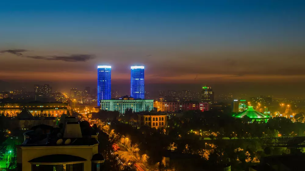 Алматинки жалуются на иностранца, который пристает со странной просьбой