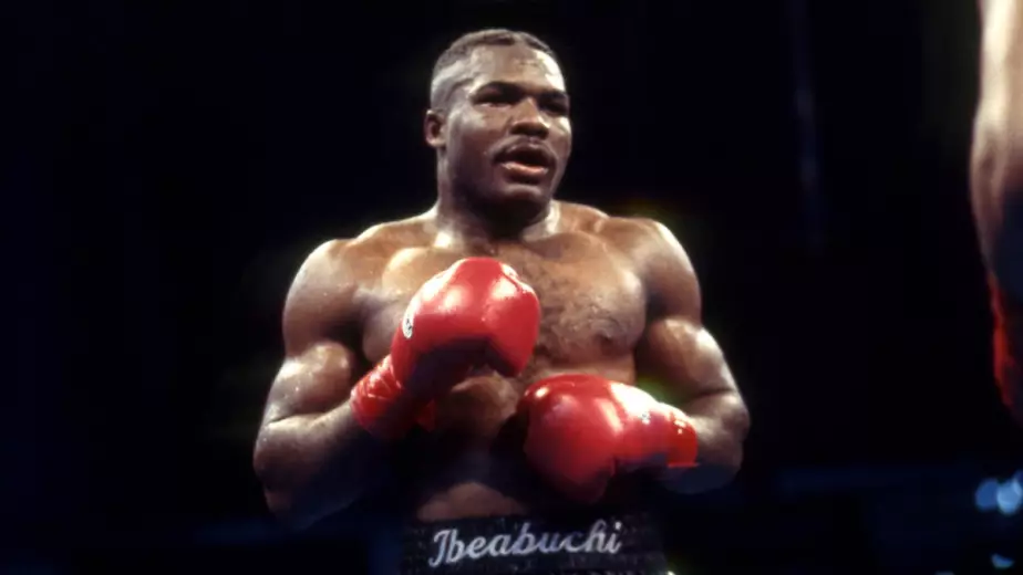 52-летний боксер потерпел первое поражение в профессиональной карьере