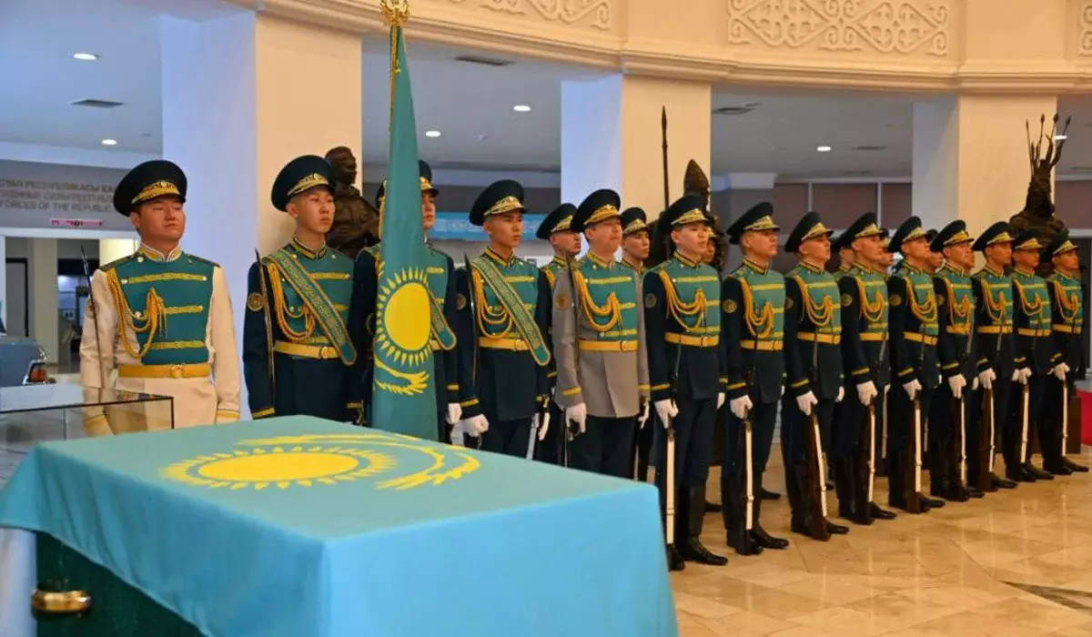 Останки героев Великой Отечественной войны доставили в Казахстан