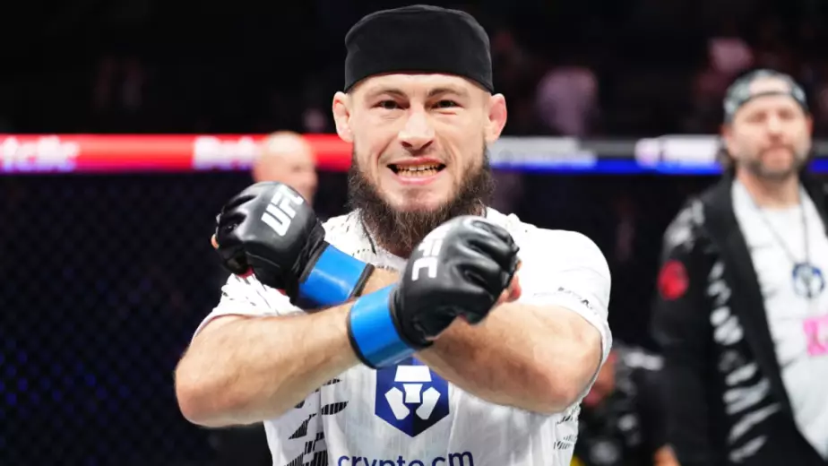 Ринат Фахретдинов прокомментировал уход из UFC без поражений