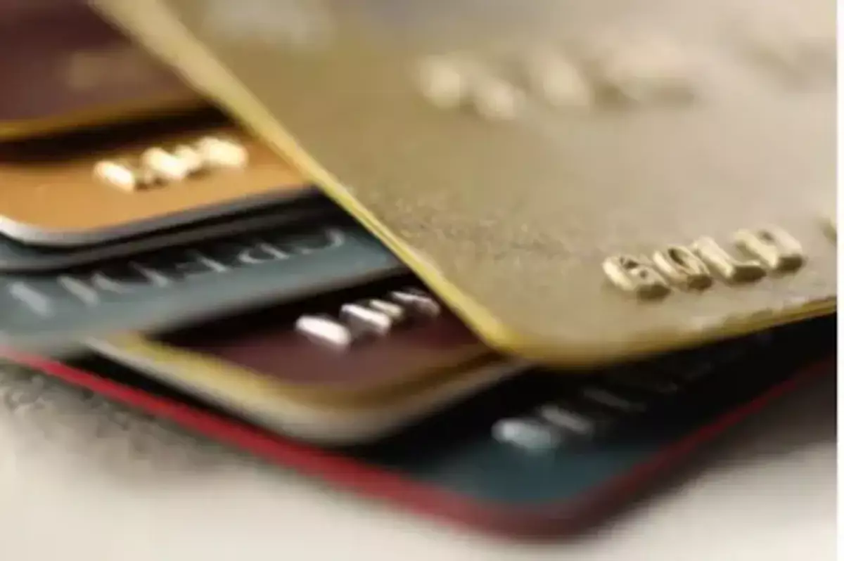 Нацбанк разъяснил правила доступа к банковским счетам мужа или жены - новости на Lada.kz 25.12.2025