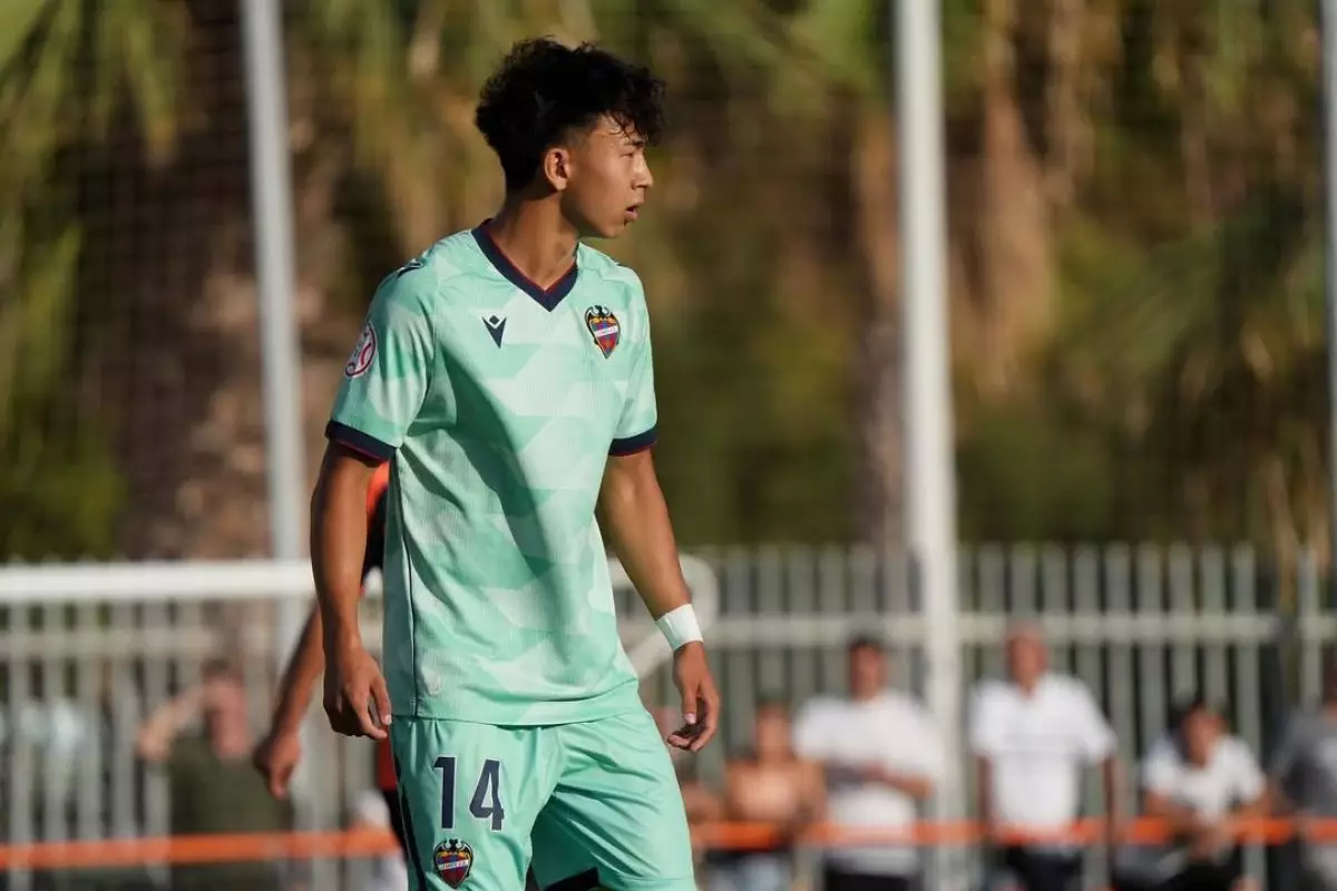 Қазақстандық жас футболшы Испанияның Ла Лигасында ойнауы мүмкін