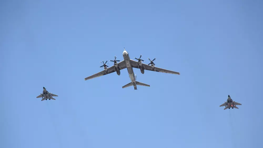 НАТО подняли самолеты из-за полета российских стратегических бомбардировщиков