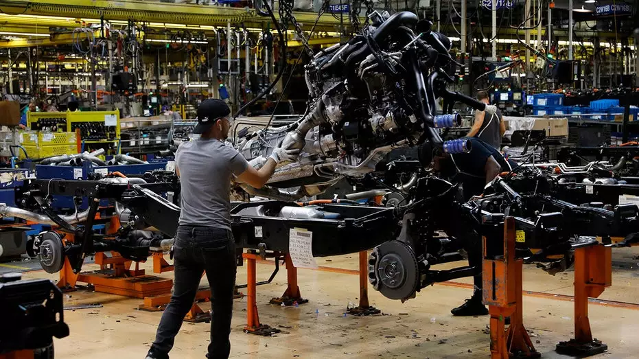 Ford побил десятилетний рекорд по отзывам, выпустив в этом году 152 предупреждения о безопасности для нескольких моделей.