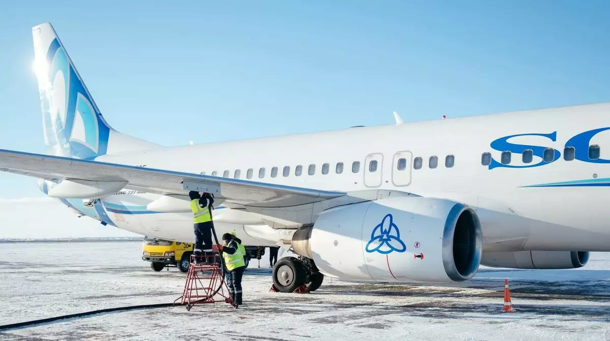 Заправка при −45 °C: в аэропорту Актобе появилась уникальная спецтехника