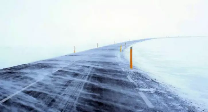 Ограничения движения ввели на трассах в трех областях Казахстана