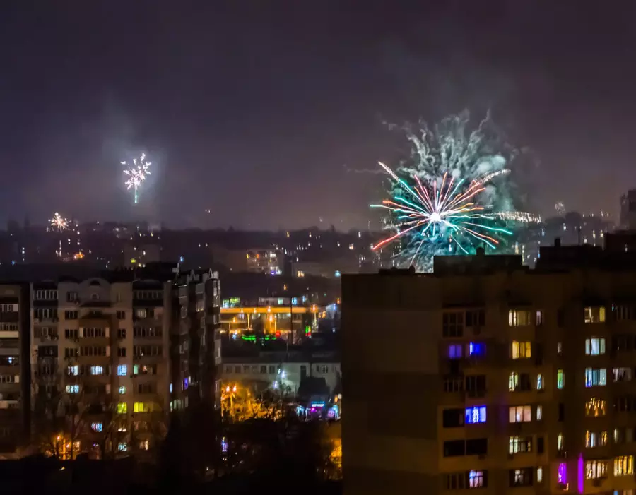 “Жыл сайын ондаған бала зардап шегеді“. Министрлік отшашуға қатысты ескерту жасады
