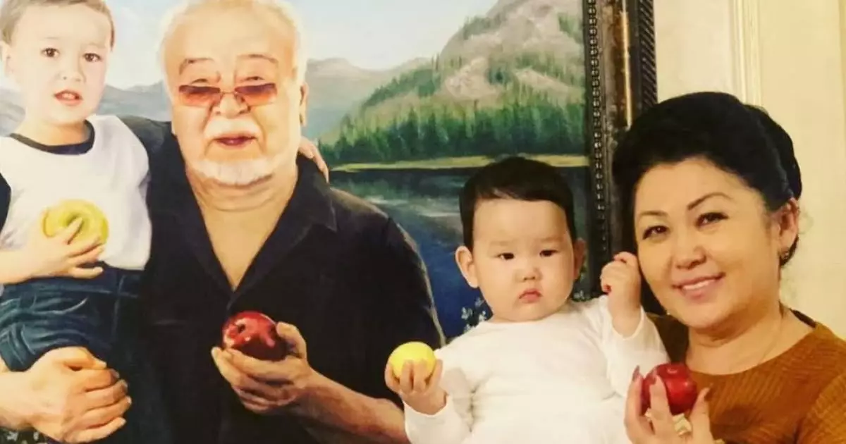  `Әшімовтер әулетіне әлі де қызмет ете беремін` – Бағдат Әшімова 