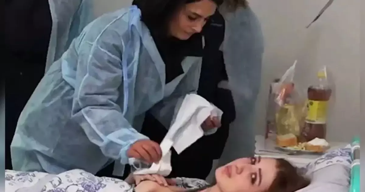  Ақтаудағы ұшақ апатынан аман қалған бортсерік кәсіби қызметін жалғастырды 