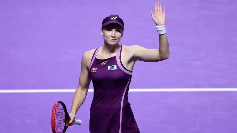 Елена Рыбакина открывает новый сезон! Первый матч против Иги Швентек