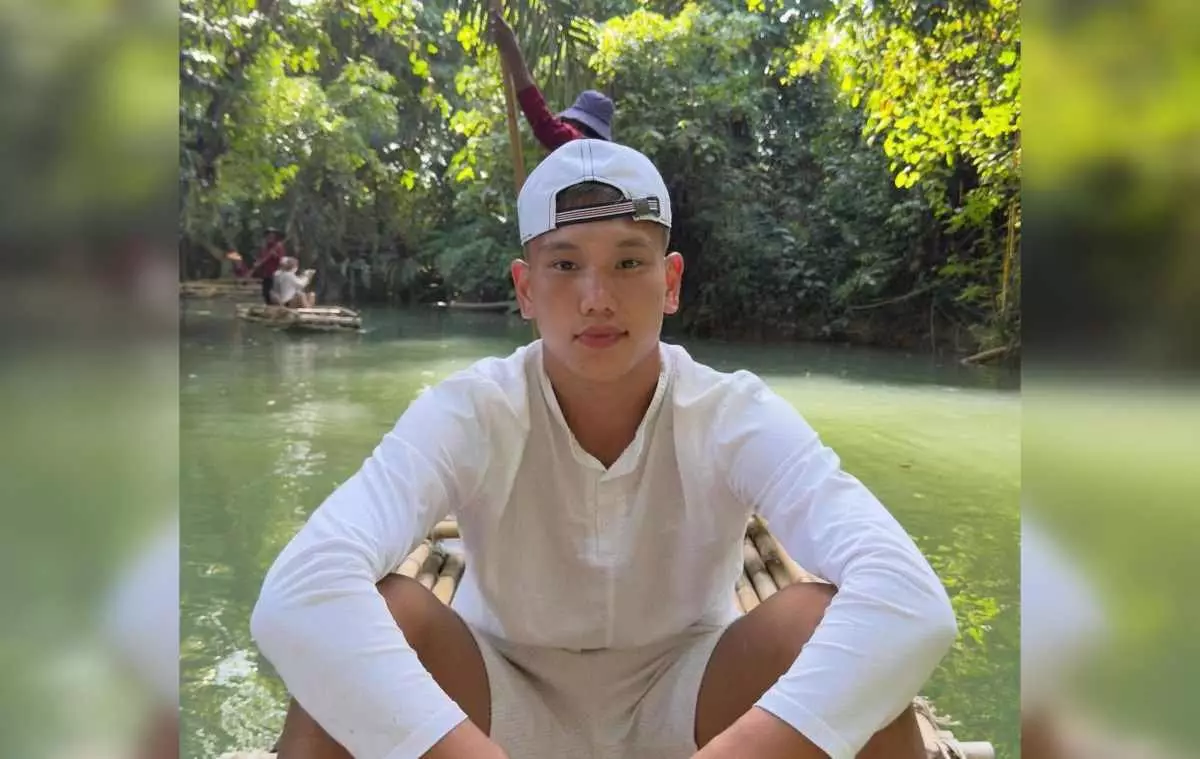 Шерхан Калмурза поделился атмосферными фото из отпуска