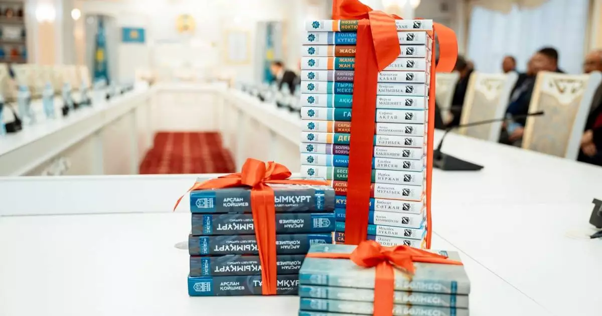  Ұлт әдебиетіне қосылған 20 кітап 