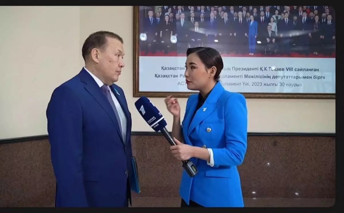 «Это манипуляция, а не вопрос»: депутат Болатбек Алиев ответил на резонанс вокруг общения с журналисткой