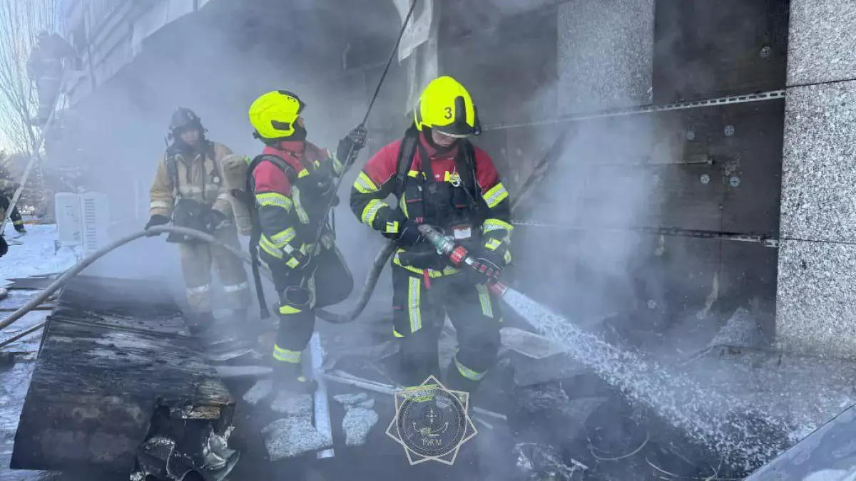 В одном из ресторанов столицы загорелась наружная обшивка