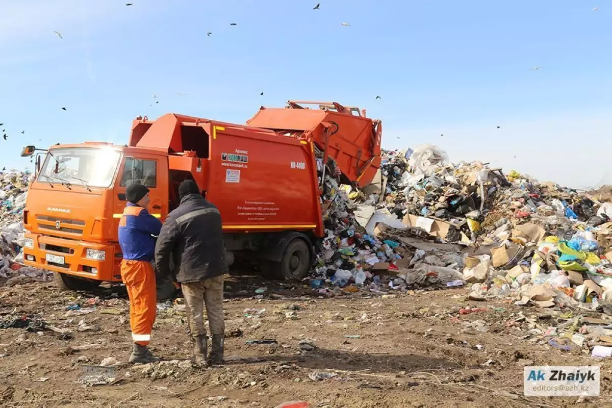 Мусорный тупик Атырау: старую свалку не закрывают, новую – не строят