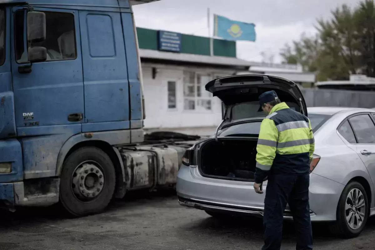 Регистрация авто в 2026 году: за какие машины придется отдать более 2 млн тенге