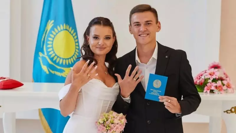 Александр Мрынский шаңырақ көтерді