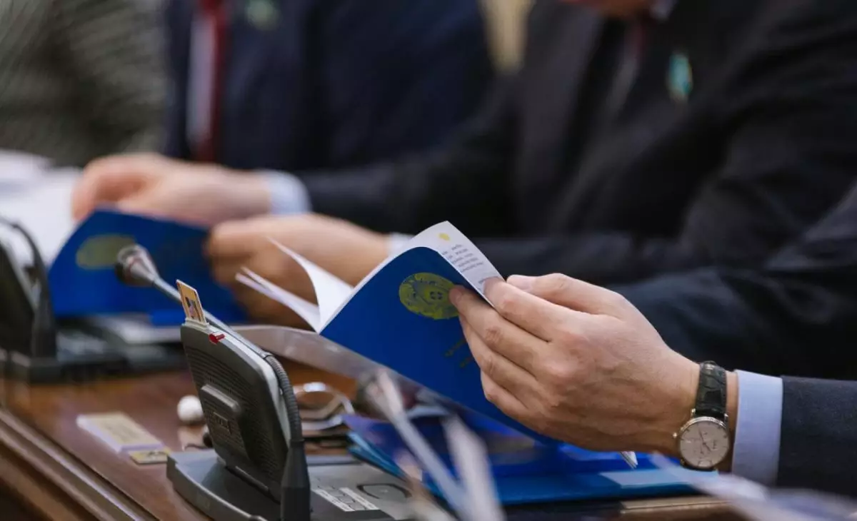 Қазақстанда мемлекеттік қызметке қабылдаудың жаңа талабы енгізіледі