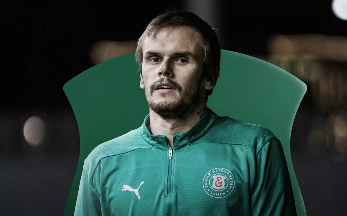 Украинский вратарь Максим Коваль покинул казахстанский клуб «Елимай».